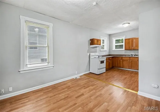 Photo 3 of Single family home for sale at 8914 Ramona Ave, Saint Louis, MO 63121 | MLS# MIS26051073 | Listing updated on 2026-10-05