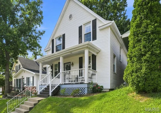 Photo 2 of Single family home for sale at 3722 French Ave, Saint Louis, MO 63116 | MLS# MIS26051077 | Listing updated on 2026-09-21