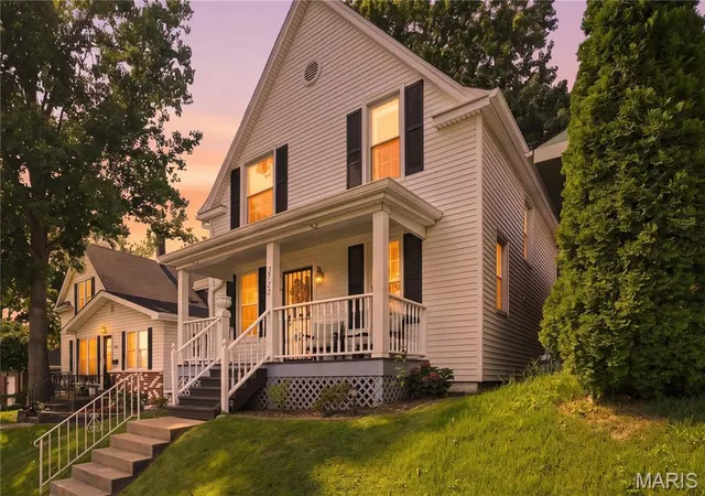 Photo 3 of Single family home for sale at 3722 French Ave, Saint Louis, MO 63116 | MLS# MIS26051077 | Listing updated on 2026-09-14