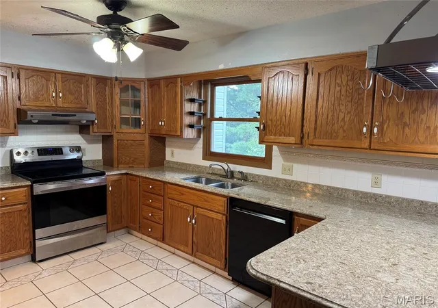 Photo 4 of Single family home for sale at 2021 Brian St, Vandalia, IL 62471 | MLS# MIS26051078 | Listing updated on 2026-08-18