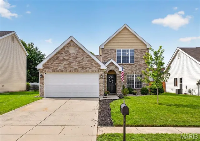 Photo 1 of Sale Pending at 1718 Baxston Ct, Belleville, IL 62226 | MLS# MIS26051081 | Listing updated on 2026-08-12
