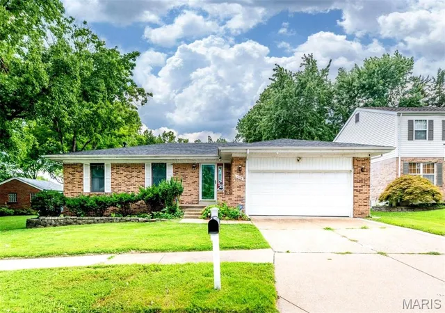 Photo 1 of Single family home for sale at 4708 Koglin Ct, Saint Louis, MO 63123 | MLS# MIS26051082 | Listing updated on 2026-09-28