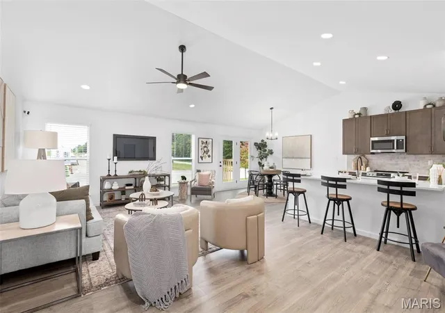 26th image of 2 Aspen At Walnut Hills, Jefferson City, MO 65109 | MLS# MIS26051116