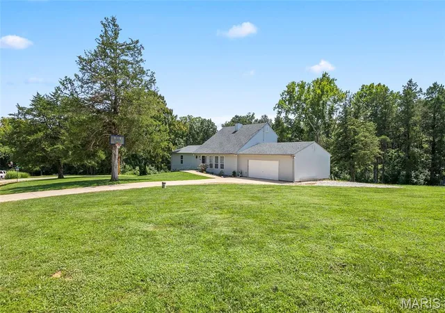 2nd image of 180 Cedargate Dr, Dittmer, MO 63023 | MLS# MIS26051119