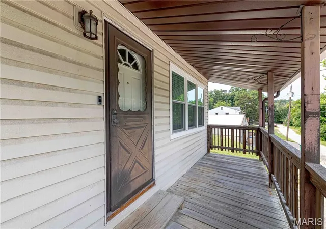 3rd image of 1018 Top Dr, Arnold, MO 63010 | MLS# MIS26051123