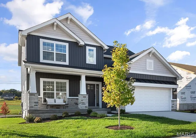 2nd image of 2 Royal Ii At Walnut Hills, Jefferson City, MO 65109 | MLS# MIS26051127