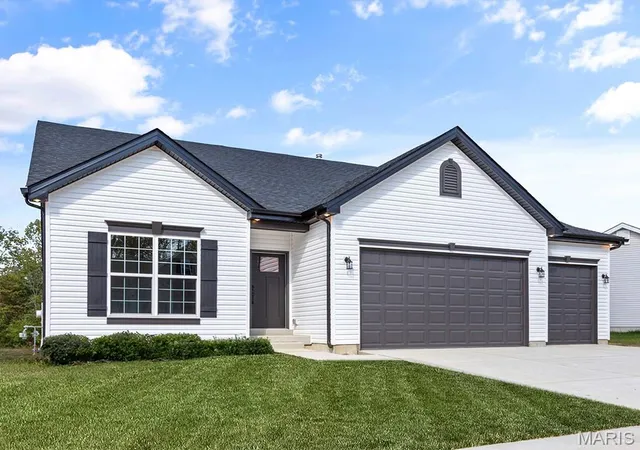 1st image of 2 Maple Expanded At Walnut Hills, Jefferson City, MO 65109 | MLS# MIS26051134