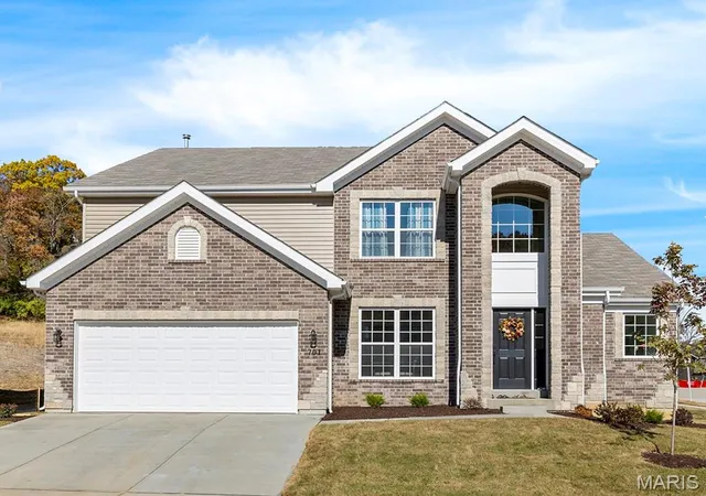 3rd image of 2 Pin Oak At Walnut Hills, Jefferson City, MO 65109 | MLS# MIS26051138