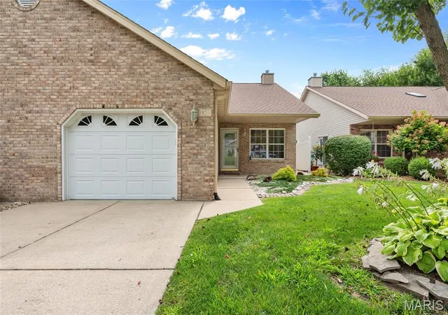 1st image of 2308 Williams St, Maryville, IL 62062 | MLS# MIS26051141