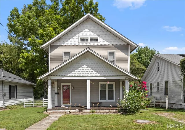 1st image of 2003 Clawson St, Alton, IL 62002 | MLS# MIS26051156