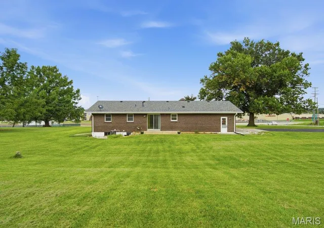 Photo 2 of Single family home for sale at 57 W Ofallon Dr, O'fallon, MO 63366 | MLS# MIS26051158 | Listing updated on 2026-08-11