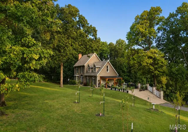 3rd image of 2365 Rock N Horse Farms Dr, Festus, MO 63028 | MLS# MIS26051167