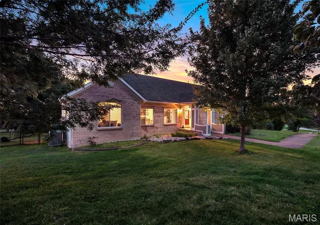 1st image of 5541 Blackberry Ln, Washington, MO 63090 | MLS# MIS26051179