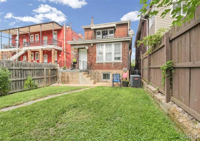 Photo 3 of Multi family home for sale at 2921 Brannon Ave, Saint Louis, MO 63139 | MLS# MIS26051184 | Listing updated on 2026-09-13