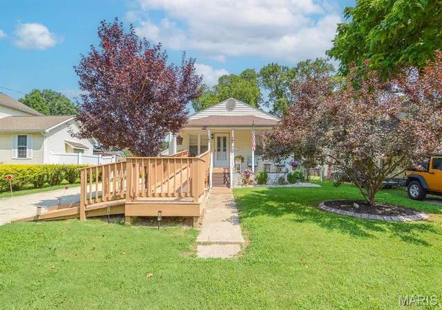 1st image of 735 Bond Ave, Collinsville, IL 62234 | MLS# MIS26051190