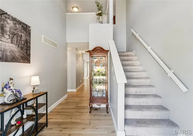 Photo 4 of Townhouse for sale at 947 Rolling Thunder Dr, O Fallon, MO 63368 | MLS# MIS26051192 | Listing updated on 2026-09-13