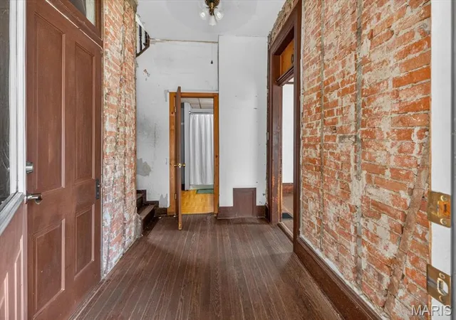Photo 3 of Single family home for sale at 114 W Pine St, Red Bud, IL 62278 | MLS# MIS26051211 | Listing updated on 2026-09-04