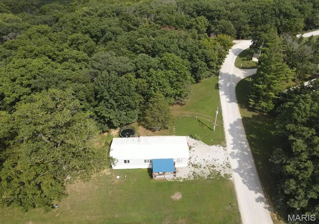Photo 1 of Single family home for sale at 28567 Comanche Trl, Canton, MO 63435 | MLS# MIS26051224 | Listing updated on 2026-08-10