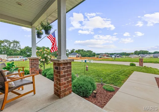 Photo 4 of Single family home for sale at 1090 Aspen Dr, Farmington, MO 63640 | MLS# MIS26051232 | Listing updated on 2026-09-20
