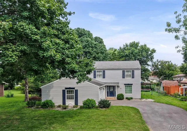 Photo 2 of Single family home for sale at 44 Berwin Grn, Maryville, IL 62062 | MLS# MIS26051234 | Listing updated on 2026-10-05