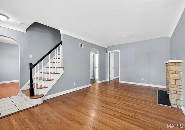 Photo 3 of Single family home for sale at 4605 Nelson Dr, Saint Louis, MO 63121 | MLS# MIS26051255 | Listing updated on 2026-08-10