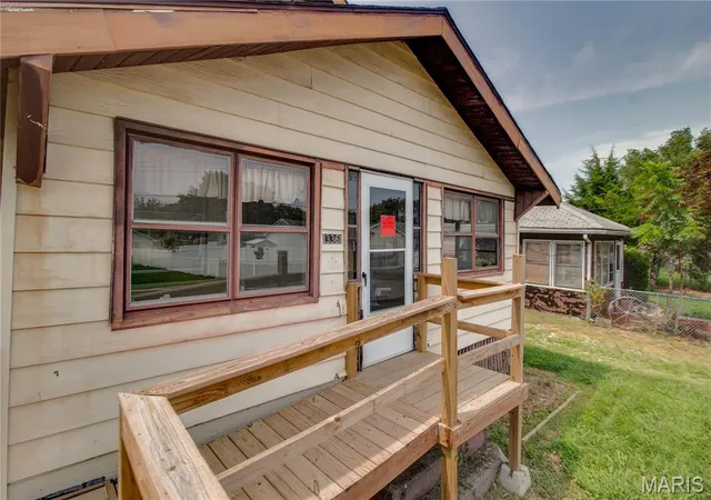 5th image of 336 Goulding St, East Alton, IL 62024 | MLS# MIS26051263