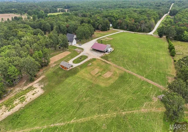 Photo 2 of Single family home for sale at 16630 County Rd 6120, Newburg, MO 65550 | MLS# MIS26051273 | Listing updated on 2026-10-01
