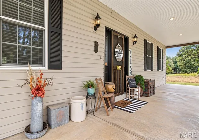 Photo 4 of Single family home for sale at 16630 County Rd 6120, Newburg, MO 65550 | MLS# MIS26051273 | Listing updated on 2026-10-01