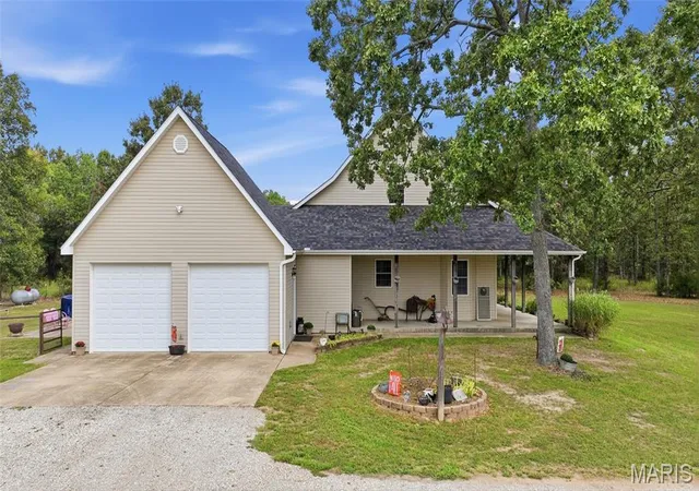 Photo 74 of Single family home for sale at 16630 County Rd 6120, Newburg, MO 65550 | MLS# MIS26051273 | Listing updated on 2026-10-12