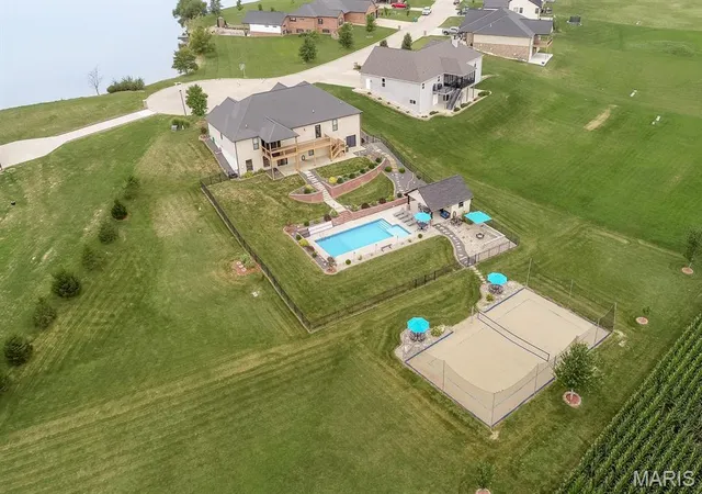 2nd image of 3456 Arbor View Ct, Freeburg, IL 62243 | MLS# MIS26051286