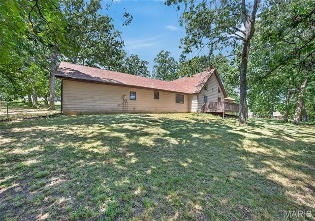 Photo 4 of Single family home for sale at 104 Lincoln Ln, Waynesville, MO 65583 | MLS# MIS26051290 | Listing updated on 2026-08-28