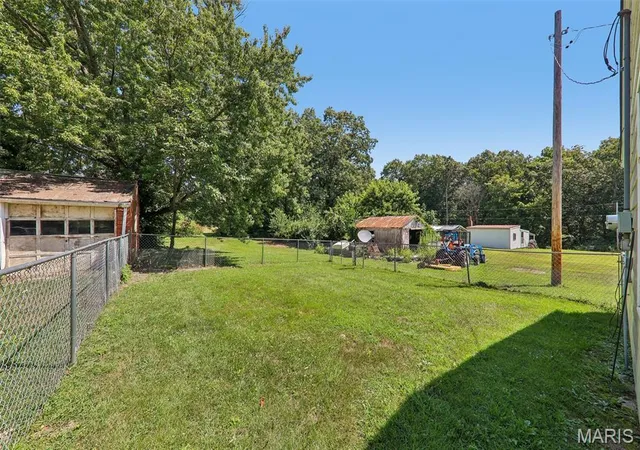 21st image of 4107 Illinois Route 16, Litchfield, IL 62056 | MLS# MIS26051294