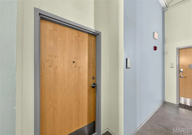 Photo 4 of Sale Pending at 1136 Washington Ave #308, Saint Louis, MO 63101 | MLS# MIS26051297 | Listing updated on 2026-08-21