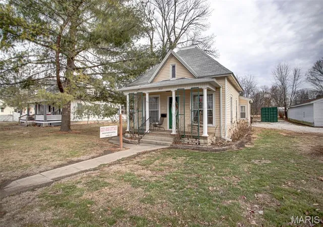 5th image of 360 S Main St, White Hall, IL 62092 | MLS# MIS26051305
