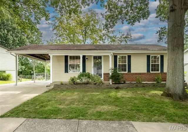 1st image of 664 Greenhurst Ct, Fenton, MO 63026 | MLS# MIS26051319