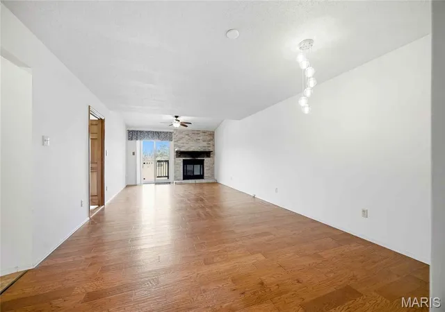 Photo 2 of Townhouse for sale at 1341 Snapdragon Ct, St Louis, MO 63146 | MLS# MIS26051346 | Listing updated on 2026-08-27