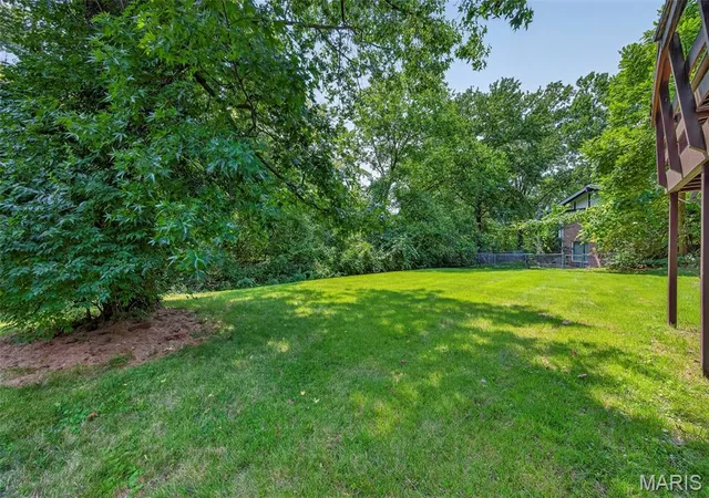 39th image of 11104 Schuetz Rd, Saint Louis, MO 63146 | MLS# MIS26051364