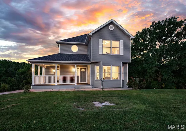 Photo 2 of Single family home for sale at 4161 Chapel Hl Spur, Sullivan, MO 63080 | MLS# MIS26051366 | Listing updated on 2026-09-18