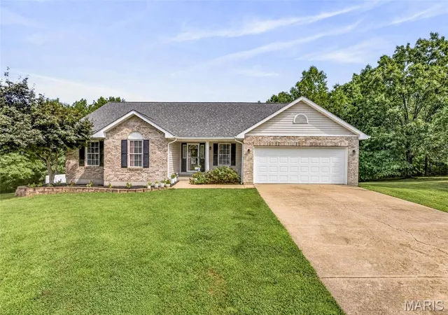 1st image of 5425 Hyfield Oaks Rd, De Soto, MO 63020 | MLS# MIS26051371