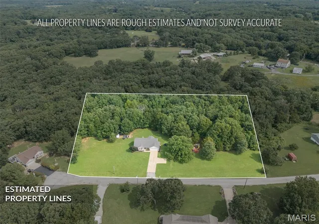 3rd image of 5425 Hyfield Oaks Rd, De Soto, MO 63020 | MLS# MIS26051371