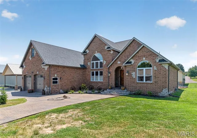 1st image of 1504 M  East 15th St, Mountain Grove, MO 65711 | MLS# MIS26051378