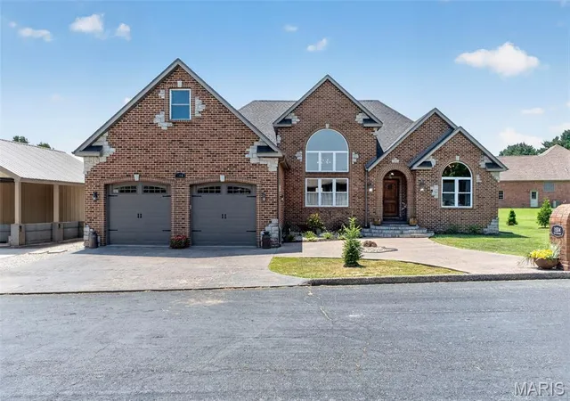 3rd image of 1504 M- East 15Th St, Mountain Grove, MO 65711 | MLS# MIS26051378