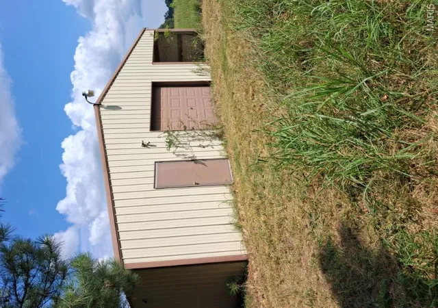 Photo 2 of Single family home for sale at 60 Rainbow Trout Loop, Doniphan, MO 63935 | MLS# MIS26051382 | Listing updated on 2026-08-25