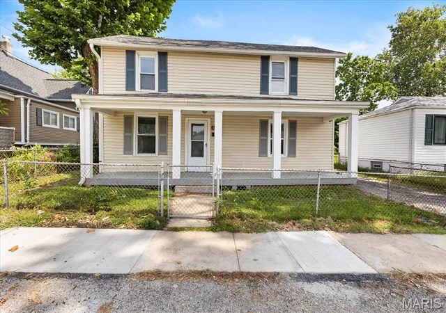 Single family home for sale at 1292 Purcell Ave, Saint Louis, MO 63133 | MLS# MIS26051392