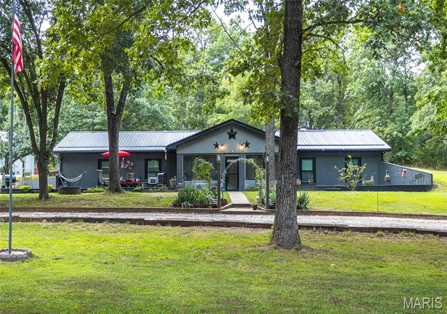 1st image of 15801 Hargrove Rd, Saint Robert, MO 65584 | MLS# MIS26051401