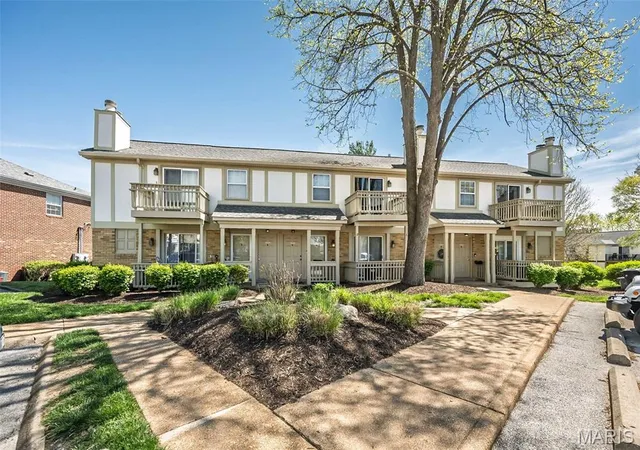 1st image of 1450 Bluebird Ter, Saint Louis, MO 63144 | MLS# MIS26051405
