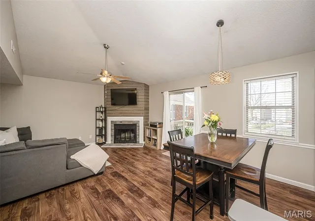 5th image of 1450 Bluebird Ter, Saint Louis, MO 63144 | MLS# MIS26051405