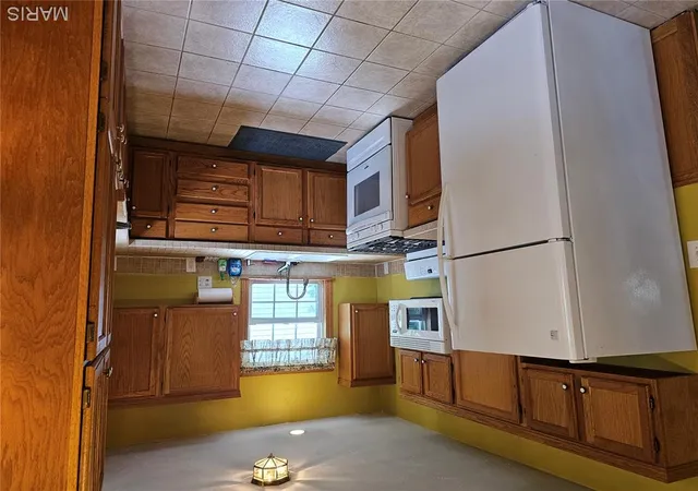 Photo 4 of Single family home for sale at 413 E Broadway St, Sparta, IL 62286 | MLS# MIS26051421 | Listing updated on 2026-08-20