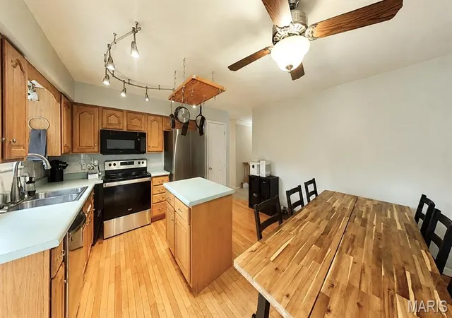 Photo 3 of Single family home for sale at 307 Hazel St, Troy, IL 62294 | MLS# MIS26051423 | Listing updated on 2026-08-30