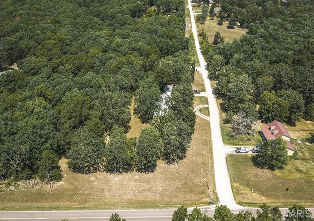 4th image of 13915 Maple Ln, Plato, MO 65552 | MLS# MIS26051436